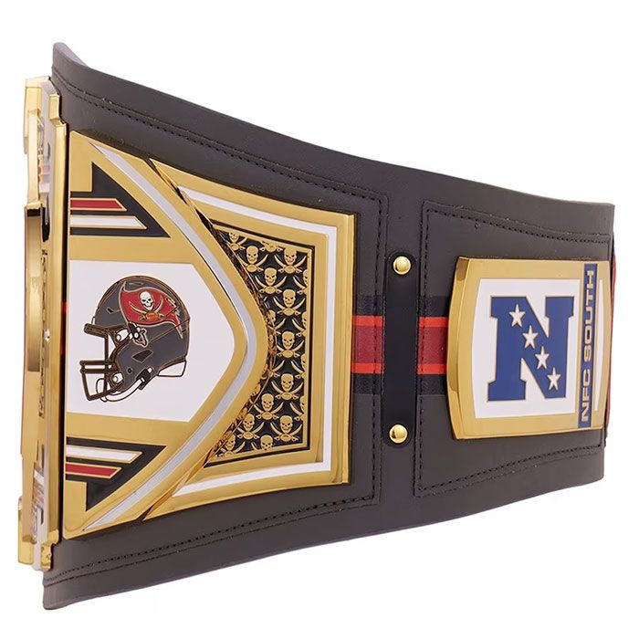 Tampa Bay Buccaneers Championship Belt – WWE Legacy Replica Title